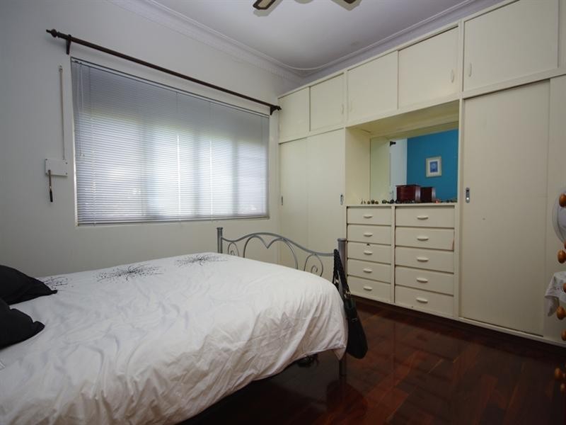 6a Skew Road, Bayswater WA 6053