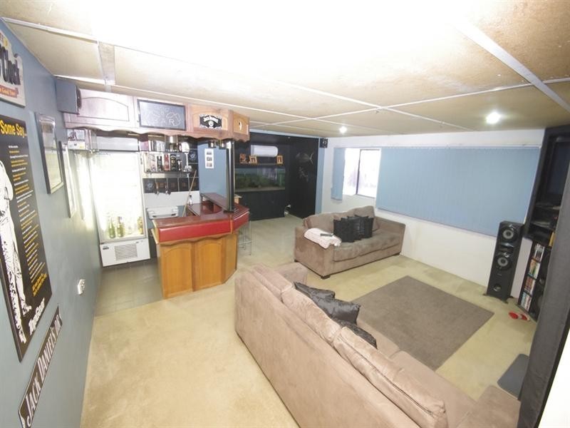 26 Winterton Way, Girrawheen WA 6064