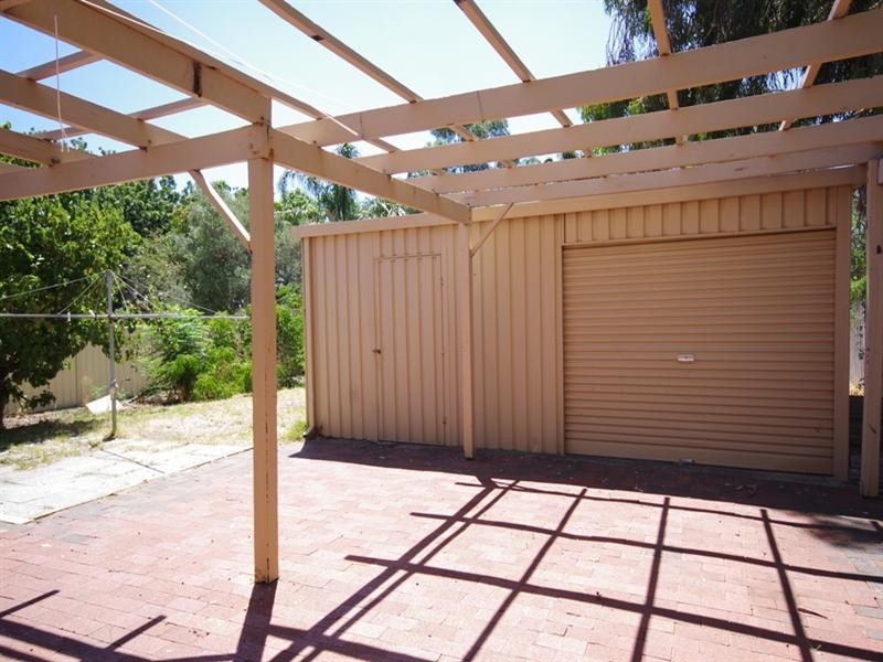 31 Tangmere Way, Balga WA 6061