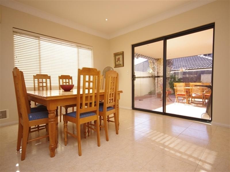 31 Zeus Avenue, Madeley WA 6065