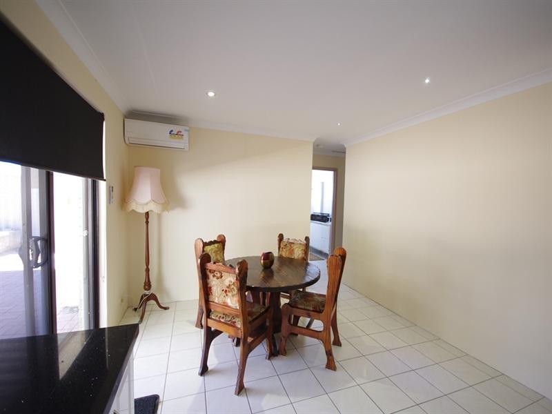 298 Illawarra Crescent, Ballajura WA 6066