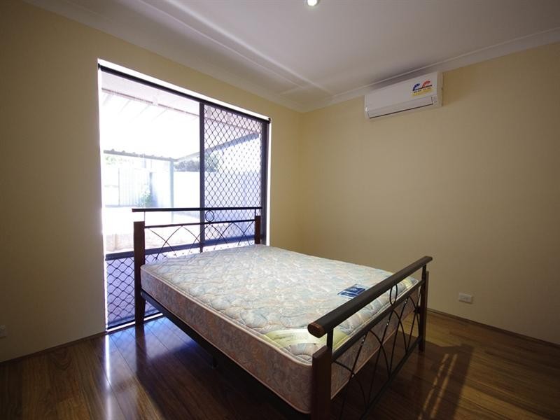 298 Illawarra Crescent, Ballajura WA 6066