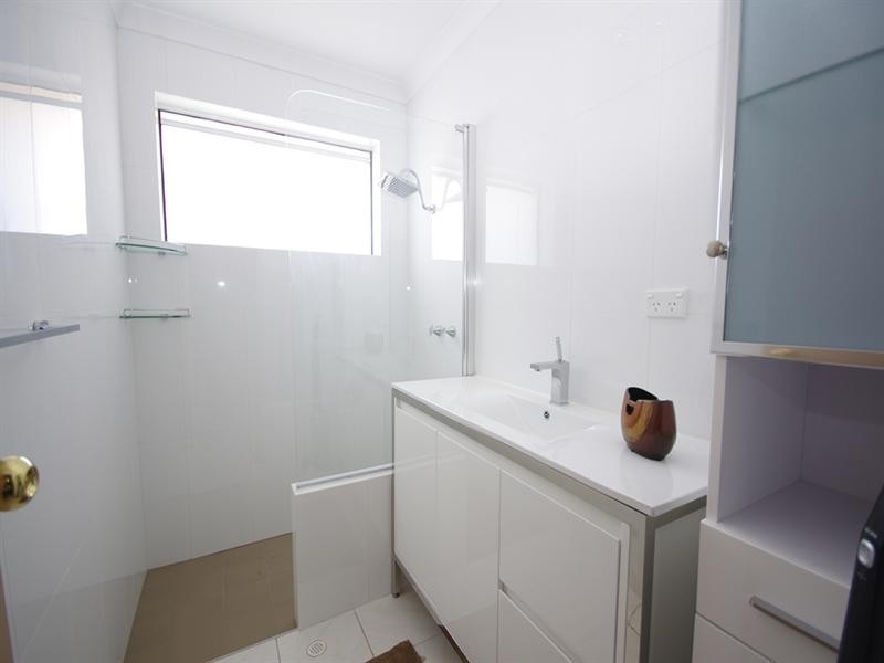 298 Illawarra Crescent, Ballajura WA 6066