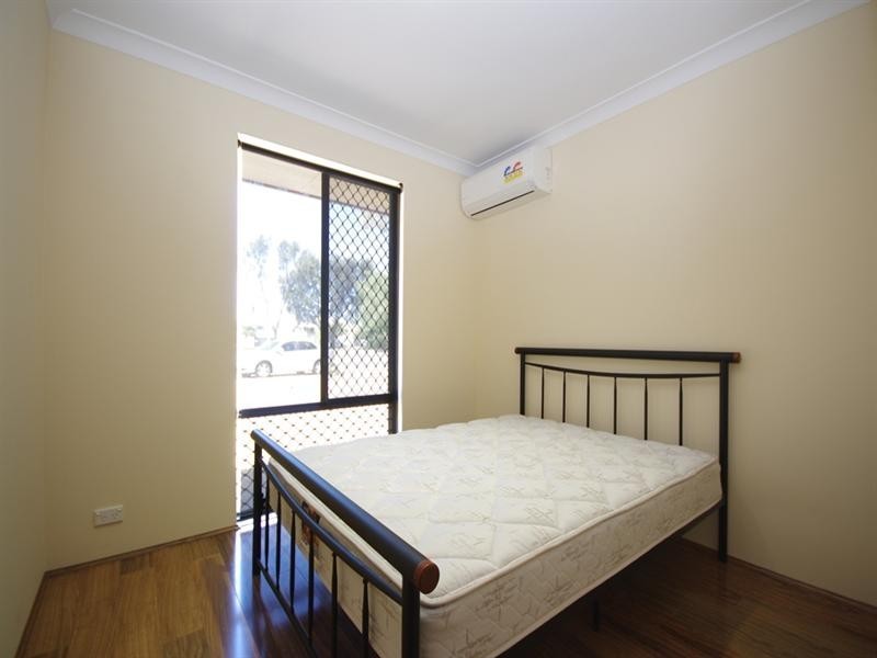 298 Illawarra Crescent, Ballajura WA 6066