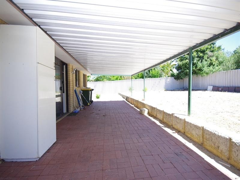 298 Illawarra Crescent, Ballajura WA 6066