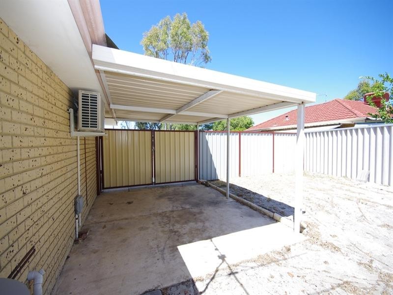 298 Illawarra Crescent, Ballajura WA 6066