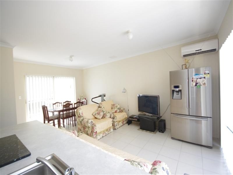 31b Walderton Avenue, Balga WA 6061