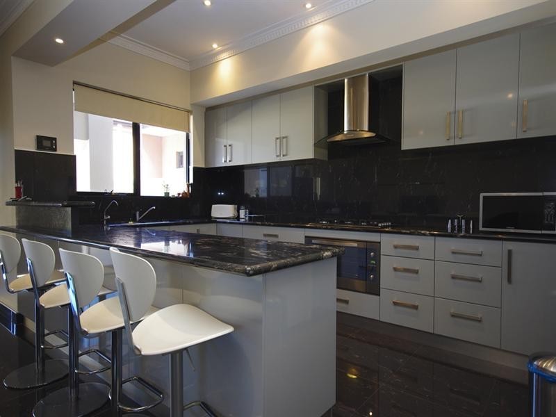 16 Derril Avenue, Dianella WA 6059