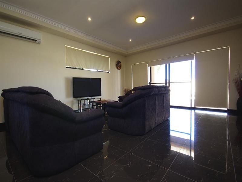 16 Derril Avenue, Dianella WA 6059