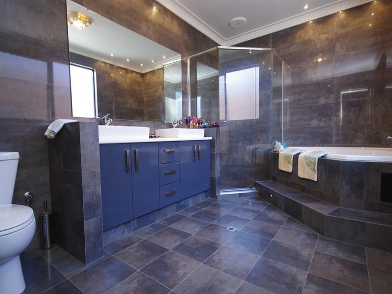 16 Derril Avenue, Dianella WA 6059