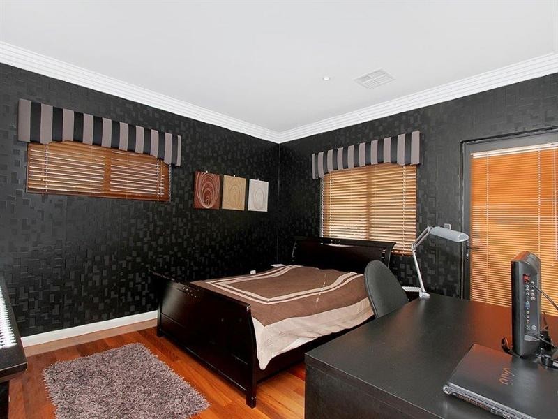 6 Aitape Vista, Dianella WA 6059