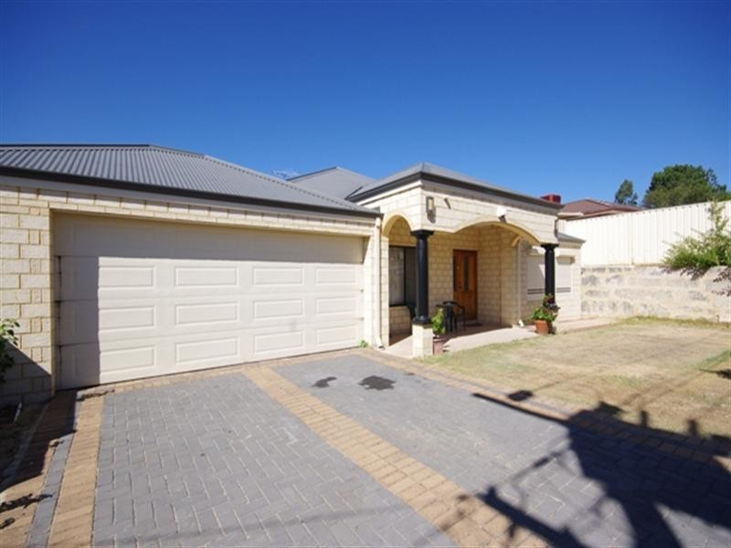 4 Mulberry Lane, Mirrabooka WA 6061