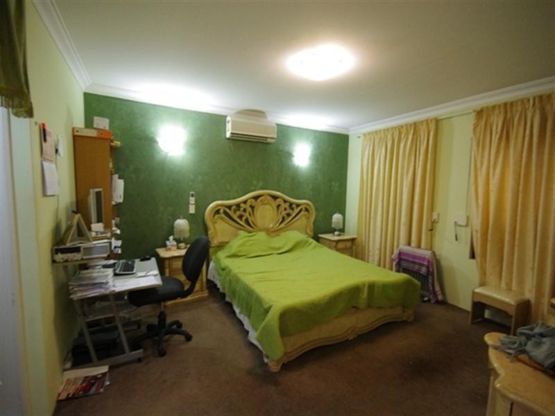 4 Mulberry Lane, Mirrabooka WA 6061