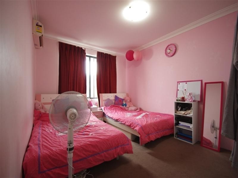 4 Mulberry Lane, Mirrabooka WA 6061