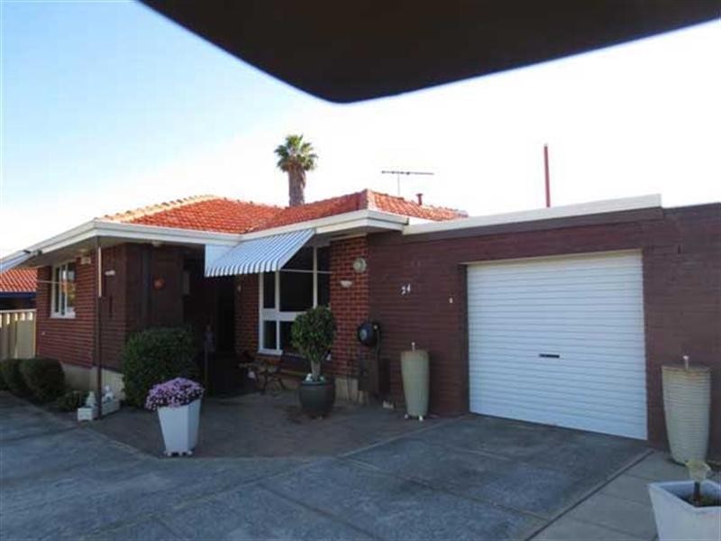 24 Girrawheen Avenue, Girrawheen WA 6064