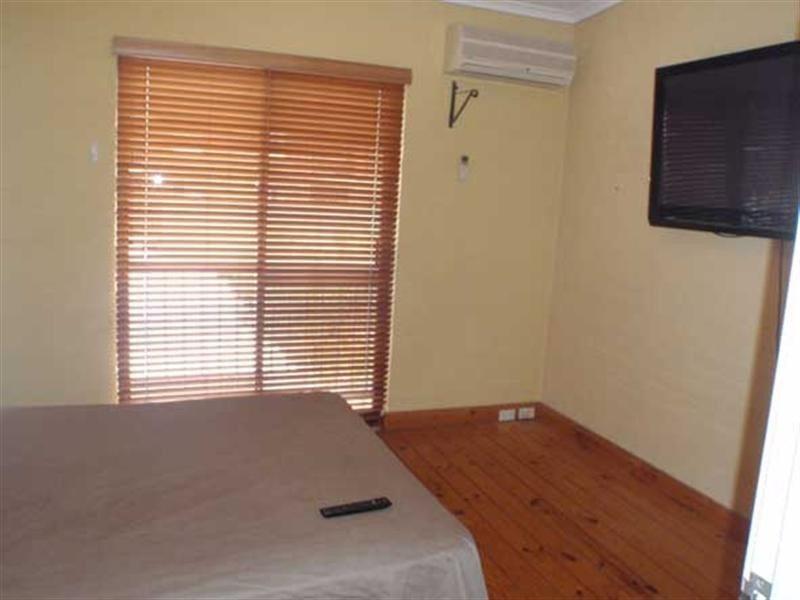 16 Little Shenton Lane, Northbridge WA 6003