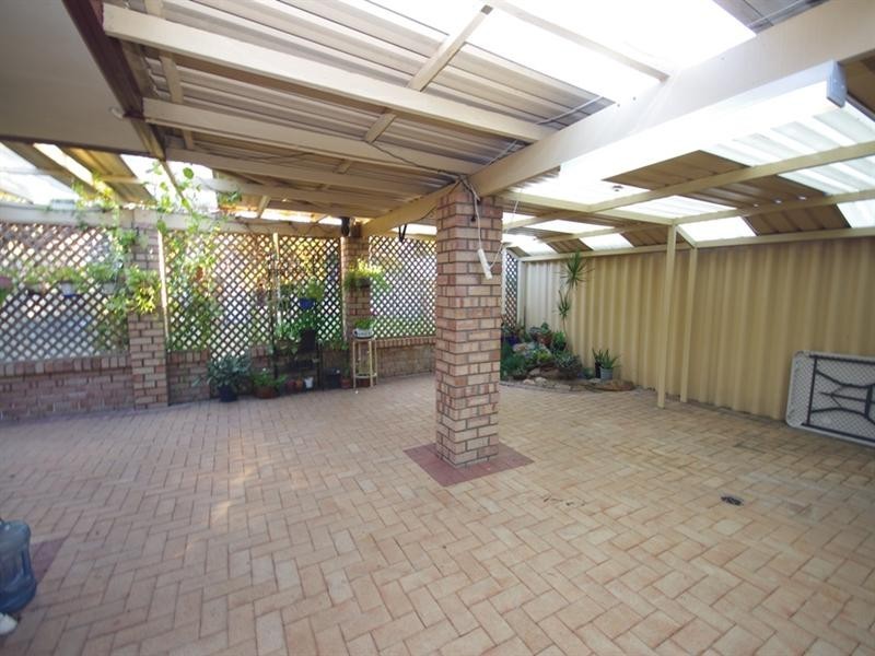 62 Kingfisher Avenue, Ballajura WA 6066