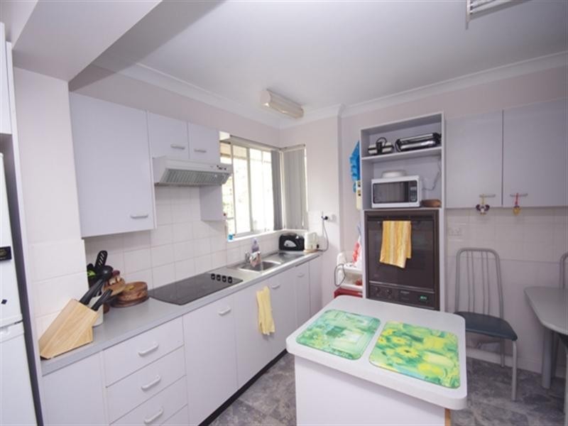 15 Colne Way, Girrawheen WA 6064