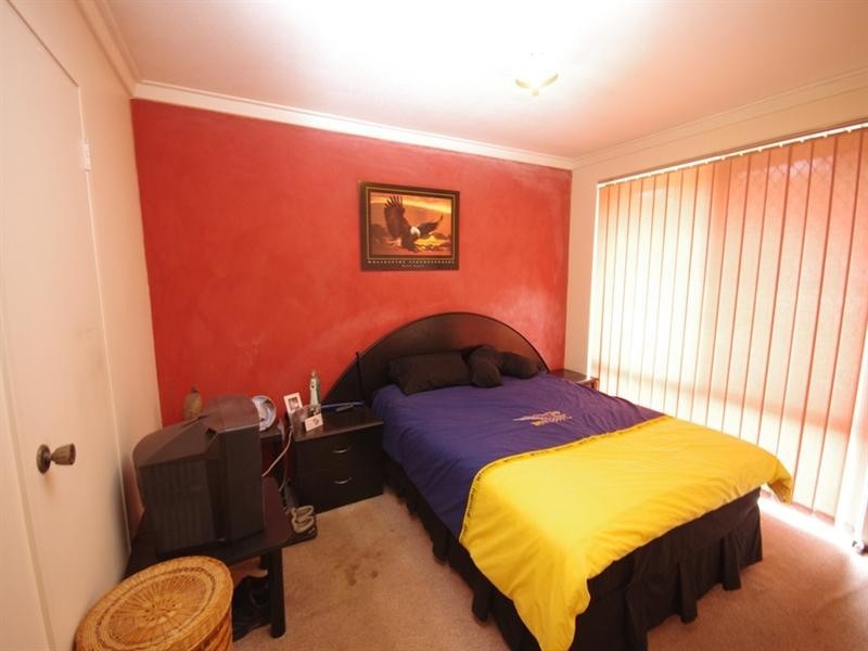 26 Arnos Way, Girrawheen WA 6064