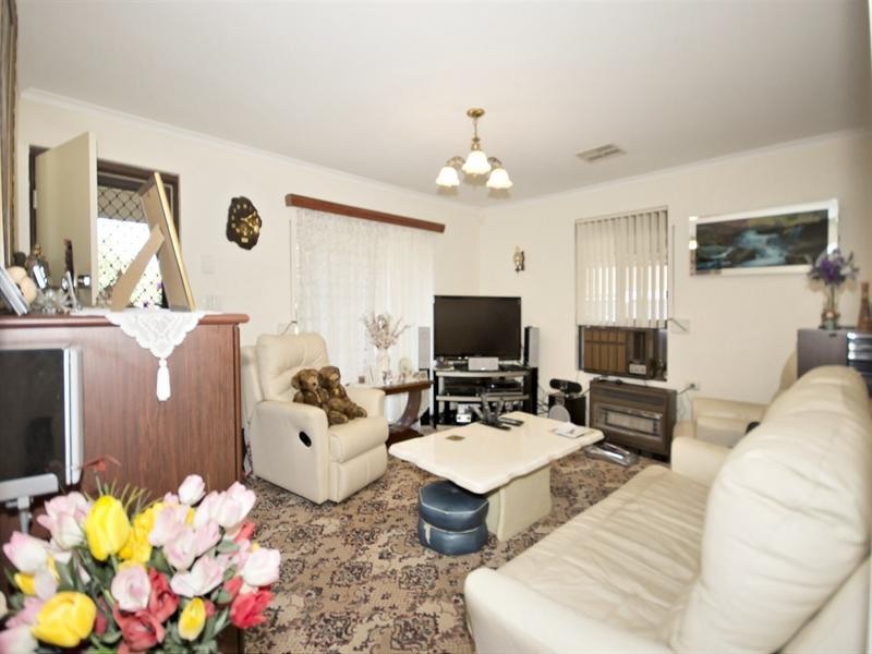 6 Hawkshead Way, Balga WA 6061