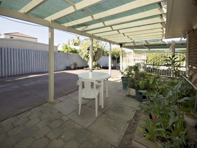 6 Hawkshead Way, Balga WA 6061