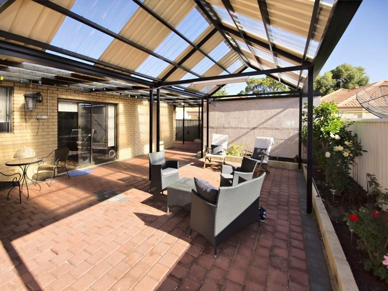 43 Redcliffe Avenue, Balga WA 6061