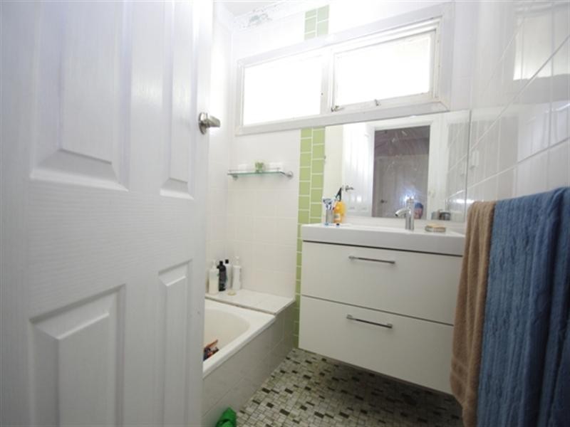 28 Bendix Way, Girrawheen WA 6064