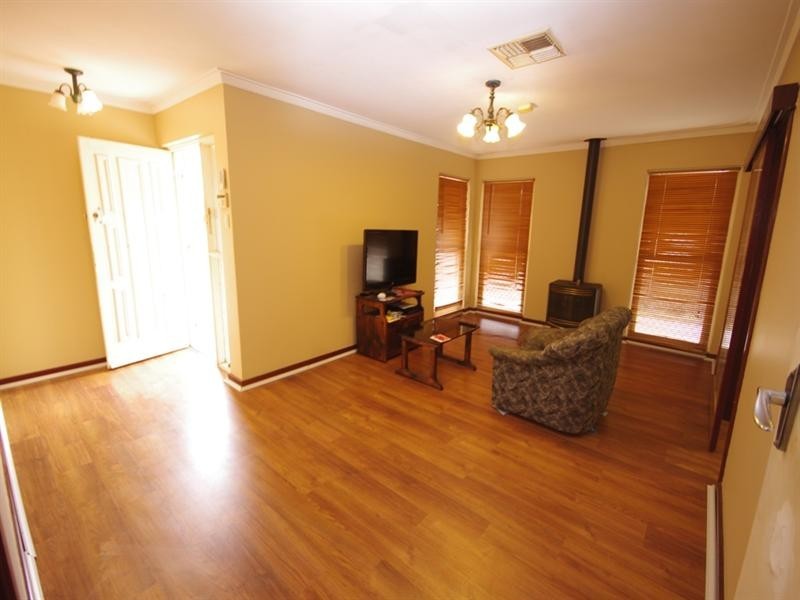 31 Hepburn Way, Balga WA 6061