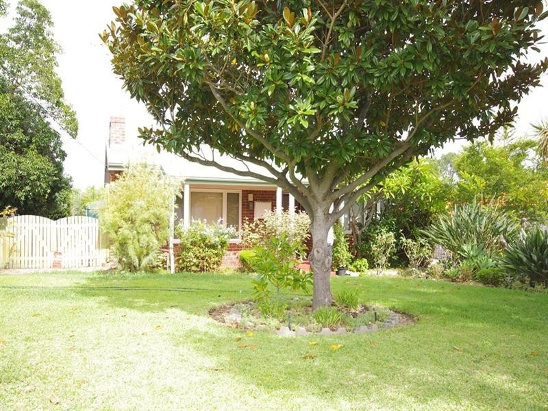 49 Hillsborough Drive, Nollamara WA 6061