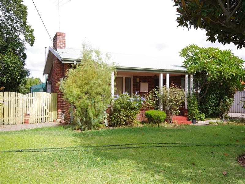 49 Hillsborough Drive, Nollamara WA 6061