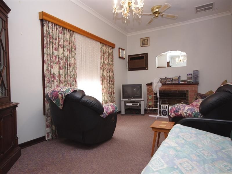 49 Hillsborough Drive, Nollamara WA 6061