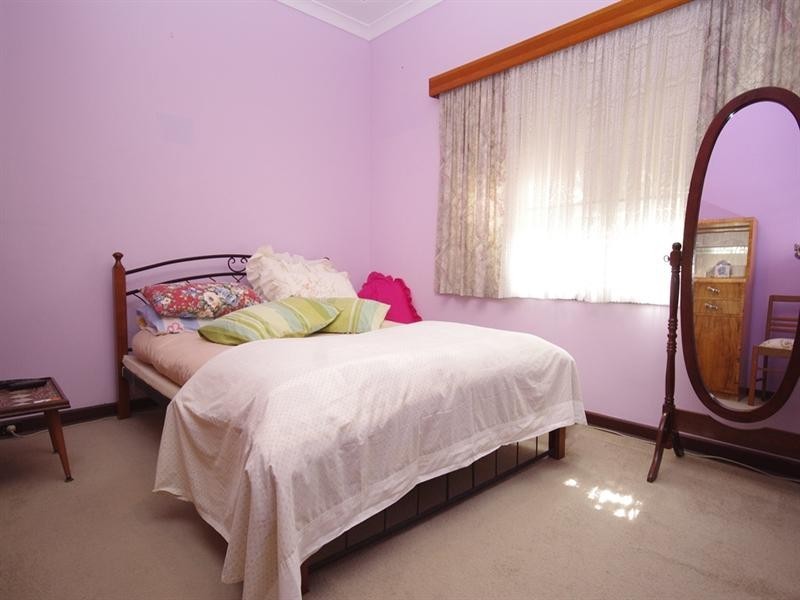 49 Hillsborough Drive, Nollamara WA 6061