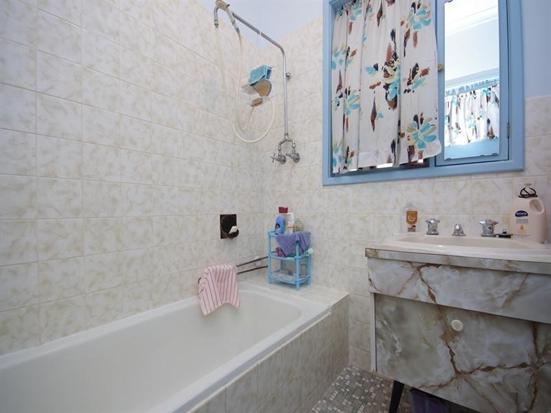 49 Hillsborough Drive, Nollamara WA 6061