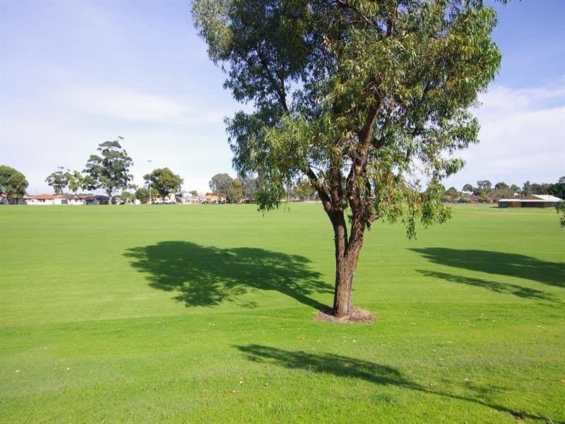 2A Currong Way, Nollamara WA 6061