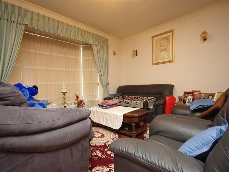 1 Comet Court, Alexander Heights WA 6064