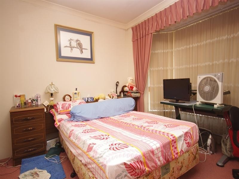 1 Comet Court, Alexander Heights WA 6064