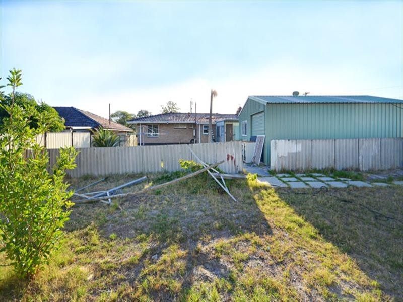 286 Flinders Street, Nollamara WA 6061