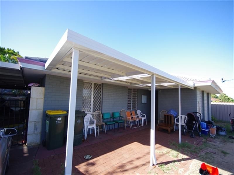 31 Colne Way, Girrawheen WA 6064