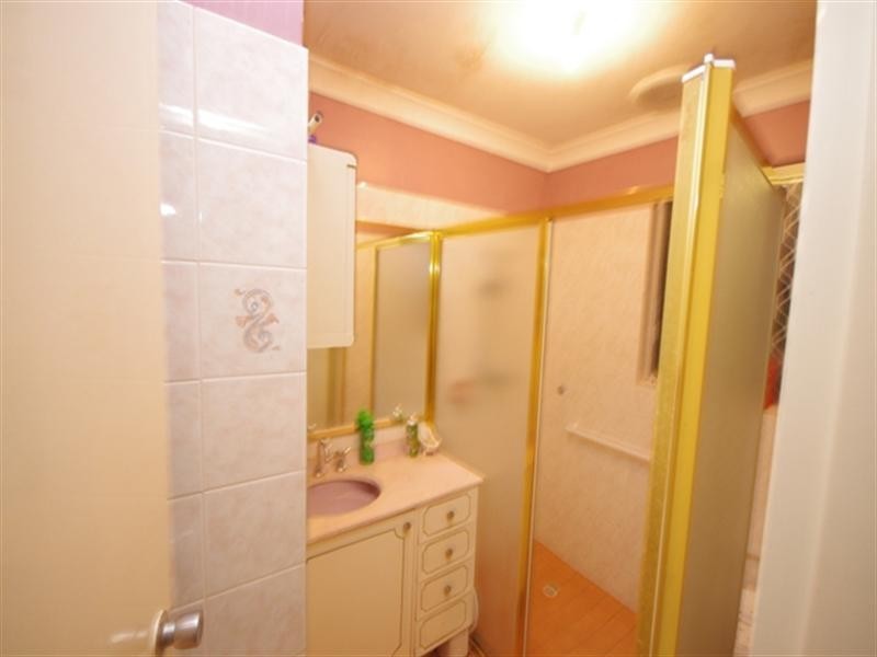 31 Colne Way, Girrawheen WA 6064