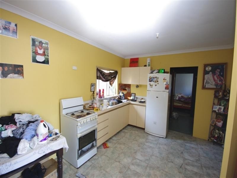 31 Colne Way, Girrawheen WA 6064