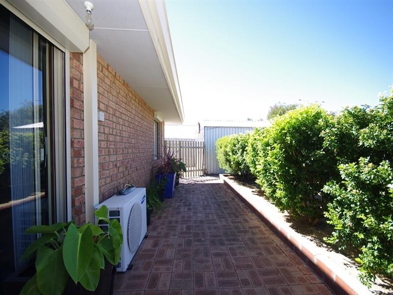 23 Benelli Place, Alexander Heights WA 6064