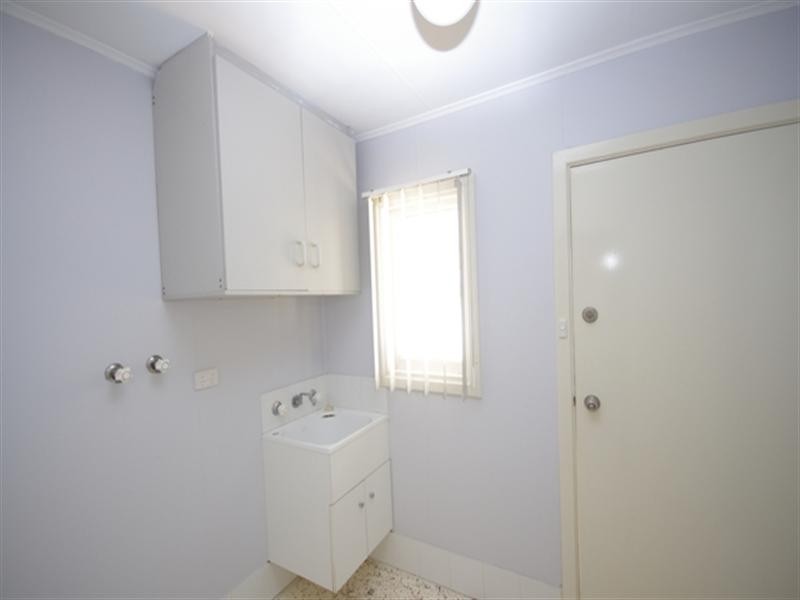 1/15 Westbrook Way, Girrawheen WA 6064