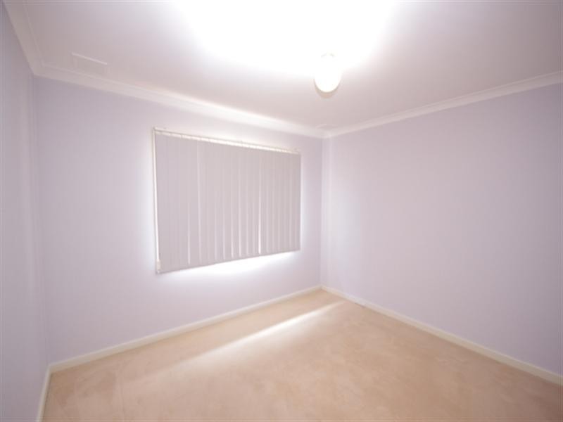 1/15 Westbrook Way, Girrawheen WA 6064