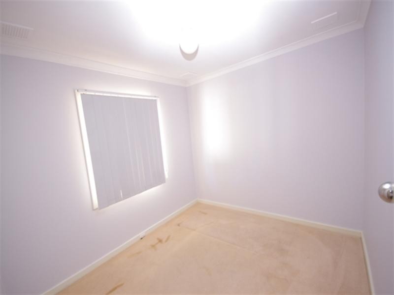 1/15 Westbrook Way, Girrawheen WA 6064