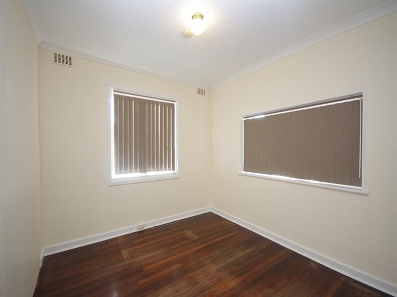 33 Colne Way, Girrawheen WA 6064