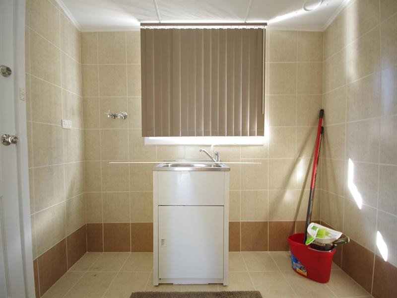 33 Colne Way, Girrawheen WA 6064