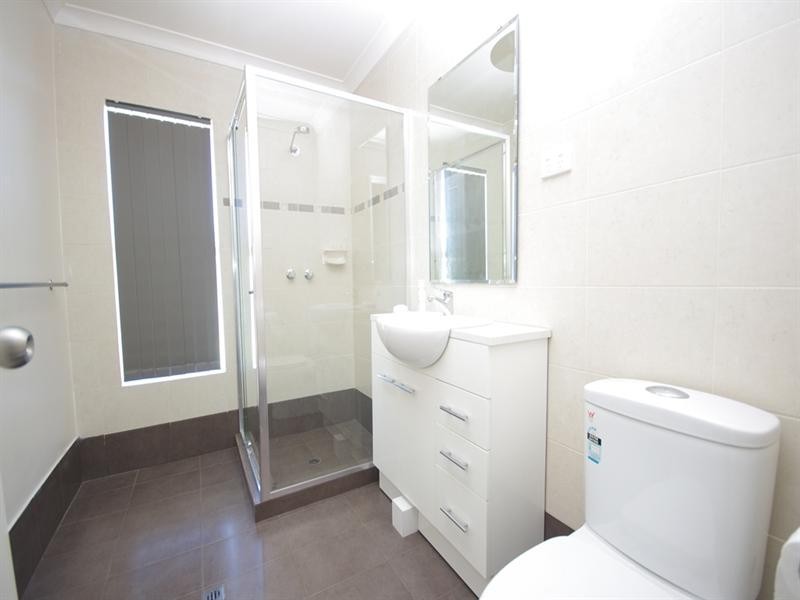 33 Colne Way, Girrawheen WA 6064