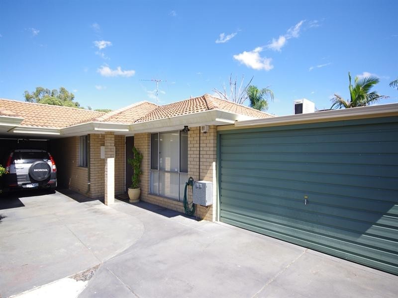 7 Fieldgate Square, Balga WA 6061