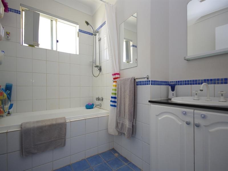 7 Fieldgate Square, Balga WA 6061