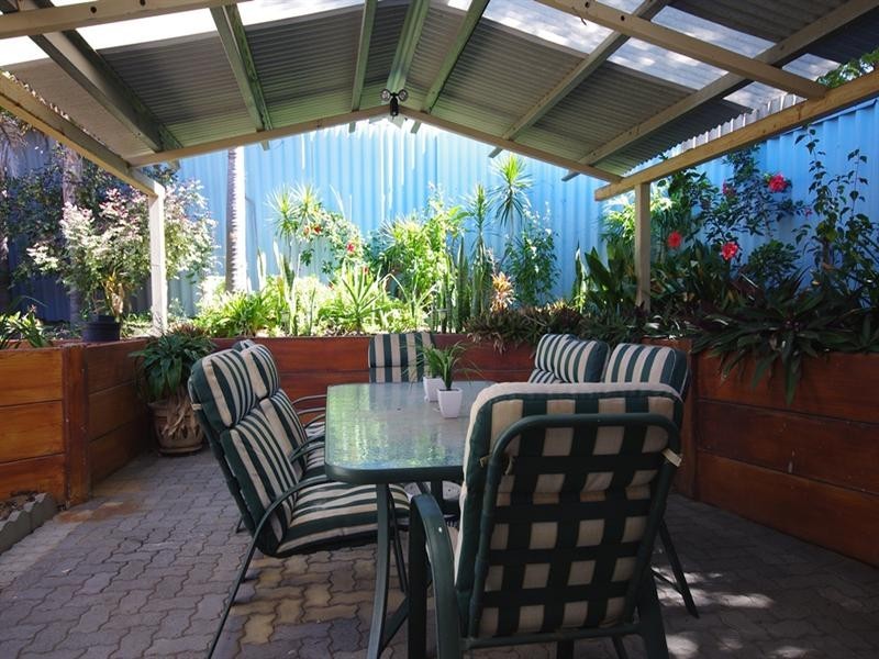 7 Fieldgate Square, Balga WA 6061